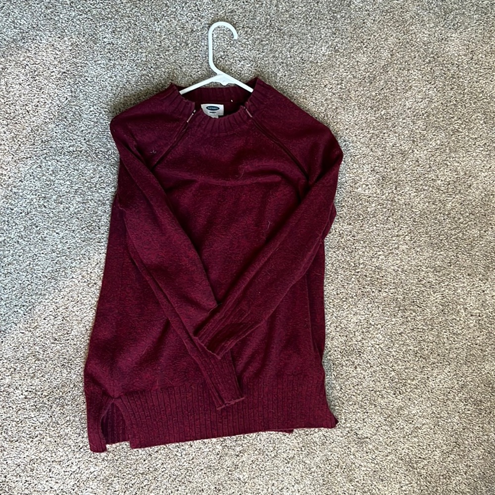 Old navy size small nursing sweater